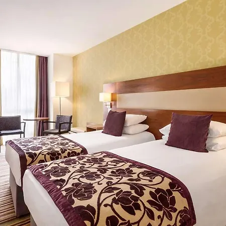 Mercure Centre Hotel