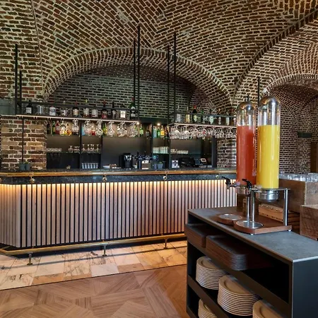 Hotel Mercure Centre 4*
