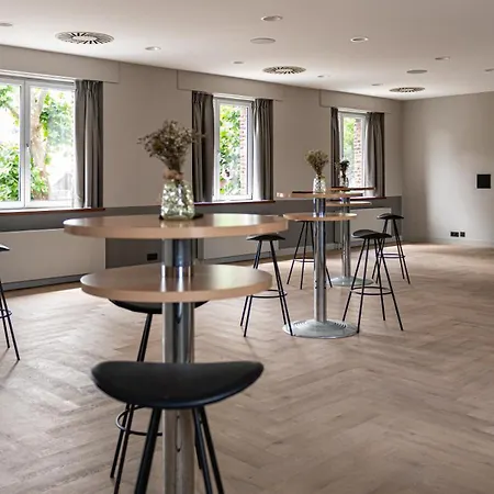 Mercure Centre 4*