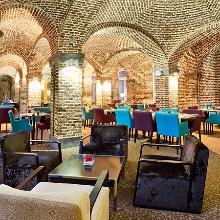 Blooma Centre - Handwritten Collection לייז'