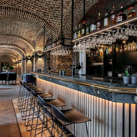 Blooma Centre - Handwritten Collection