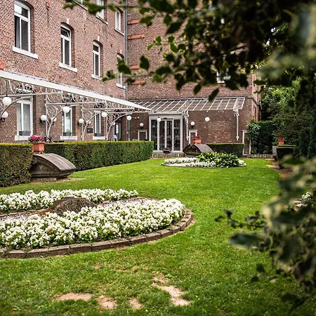 מלון Blooma Centre - Handwritten Collection 4*