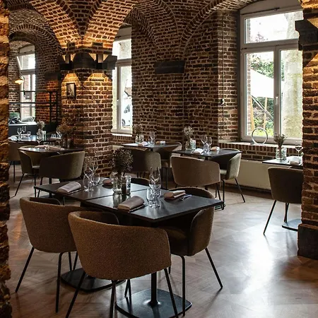 Blooma Centre - Handwritten Collection 4*