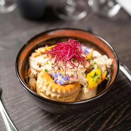 Blooma Centre - Handwritten Collection מלון