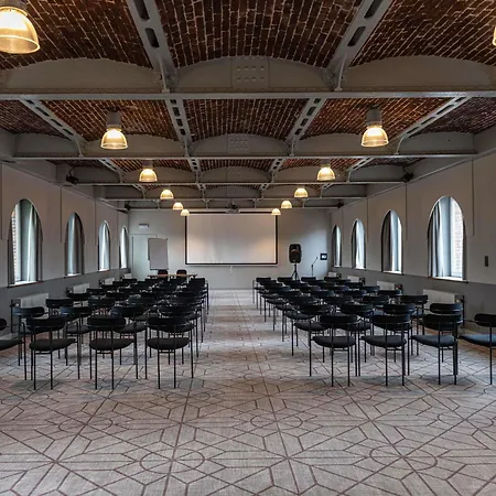 Blooma Centre - Handwritten Collection