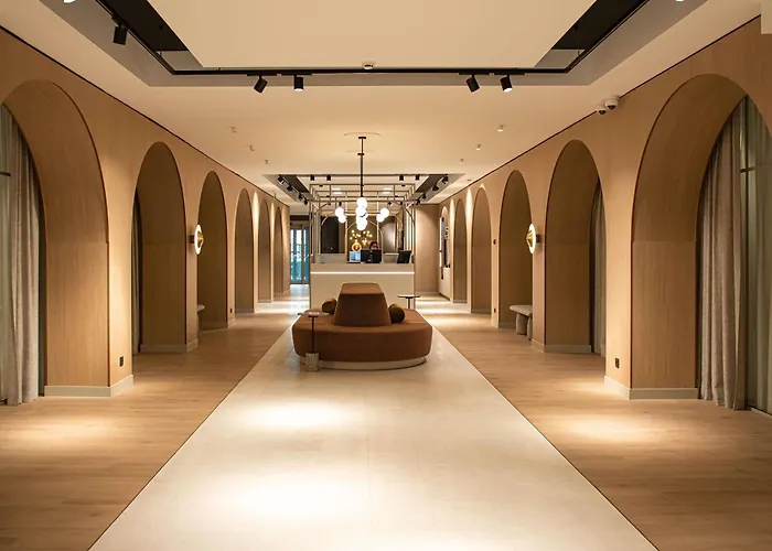 Blooma Centre - Handwritten Collection 4* Liège