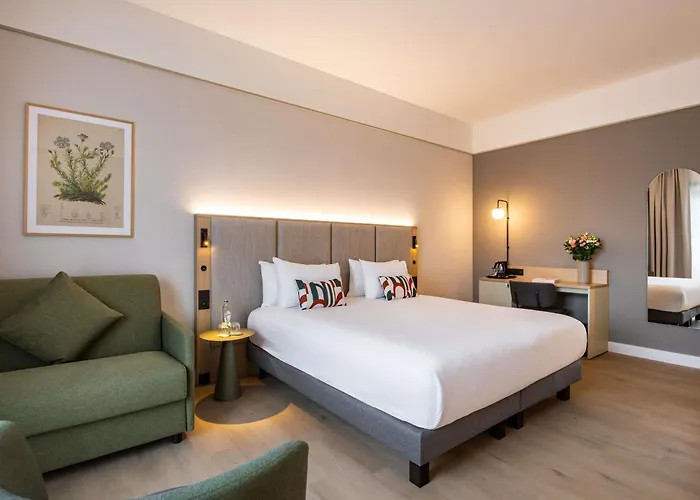 Blooma Centre - Handwritten Collection 4* Liege